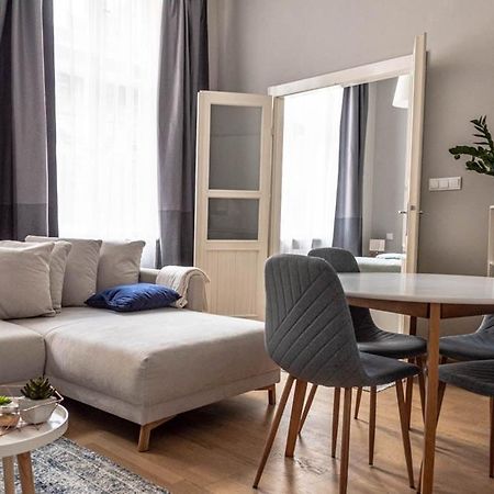 Апартаменти Maria Topfive With Free Private Parking Будапешт Екстер'єр фото
